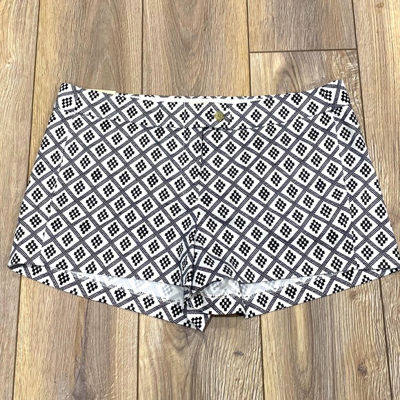 J. Crew Pants - BUNDLE- NWT J. CREW Black Print Shorts & Tank